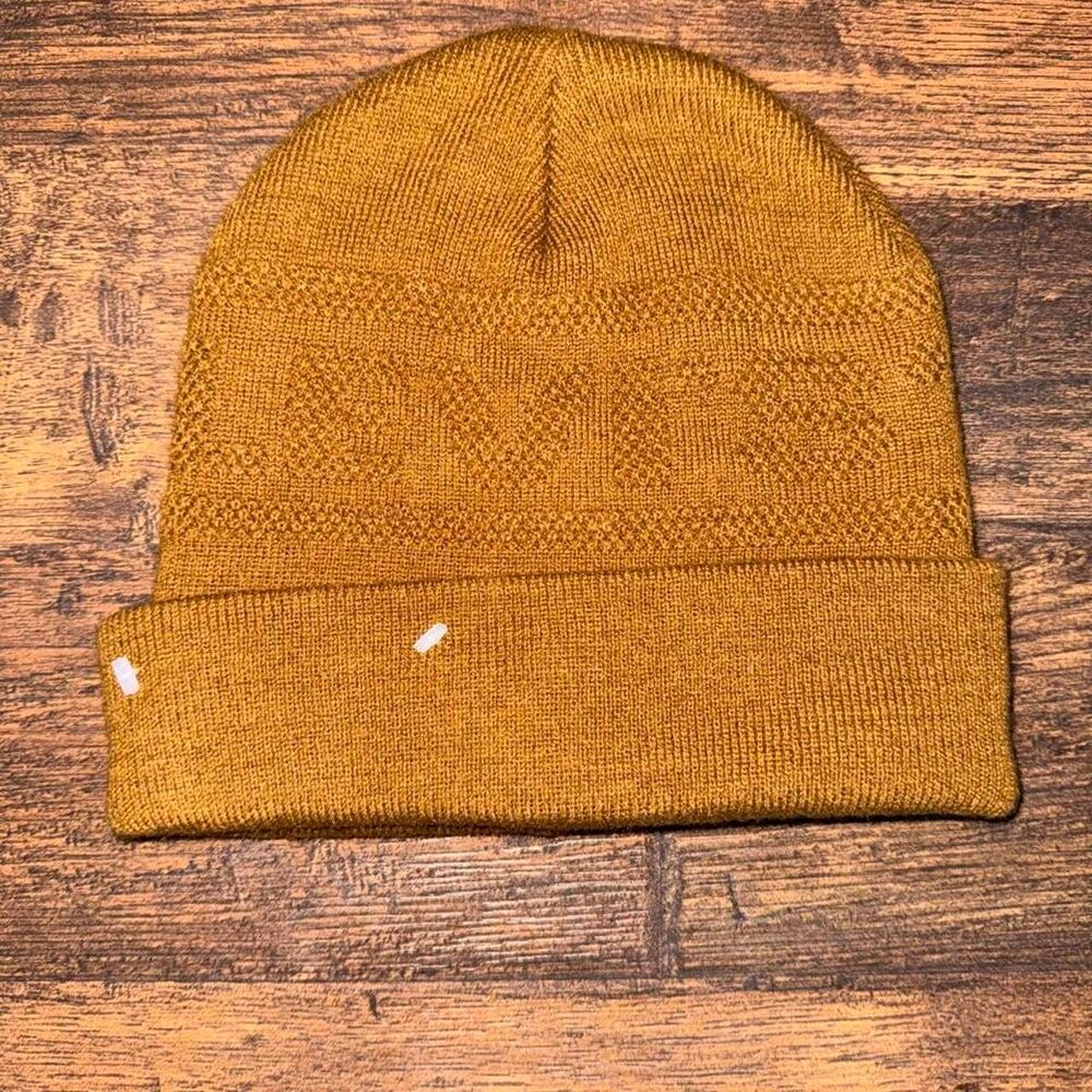 Levis brown knit beanie